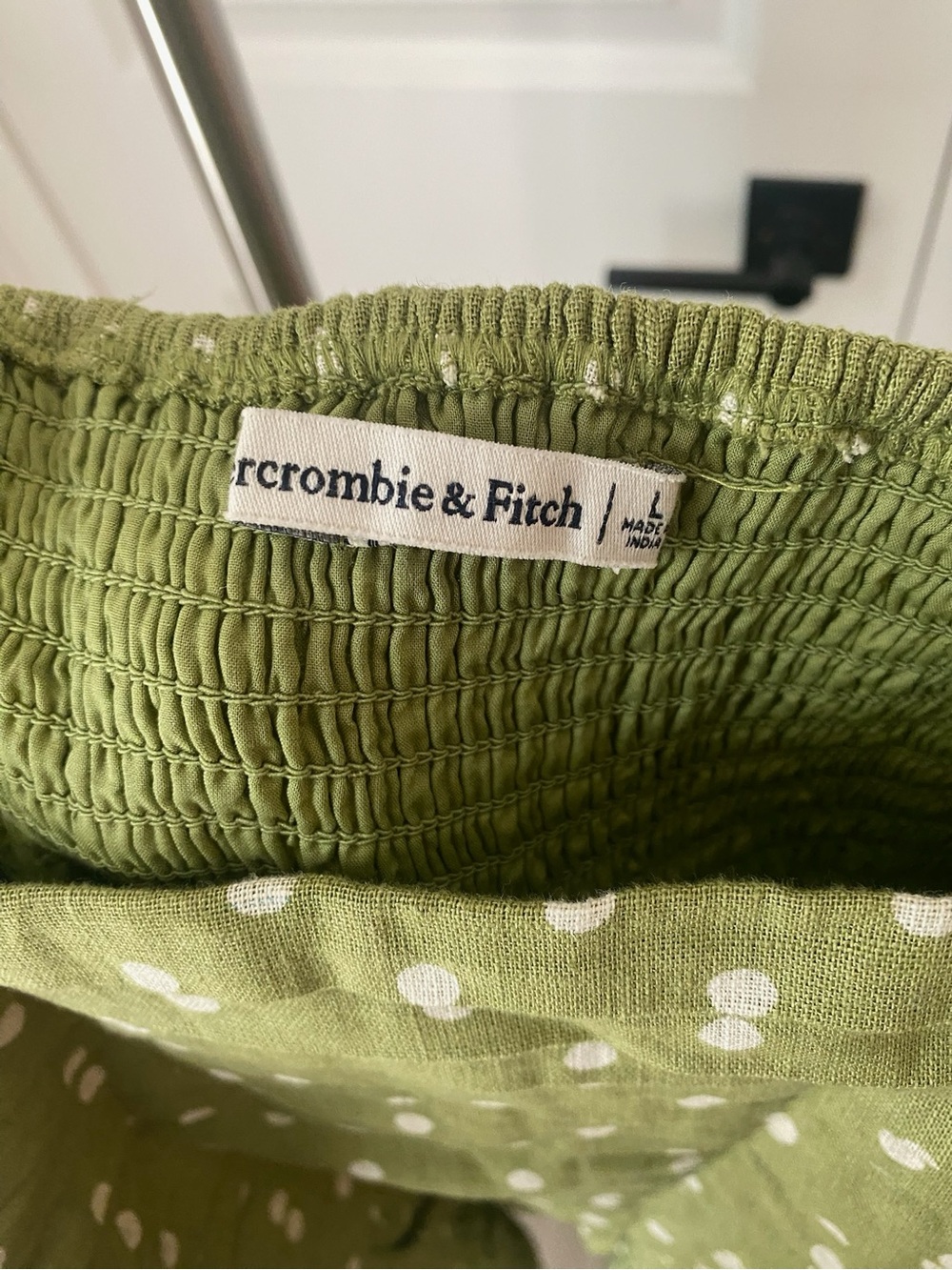 Abercrombie & Fitch Green Polka Dot Puff Sleeve Midi Dress - Picture 3 of 3